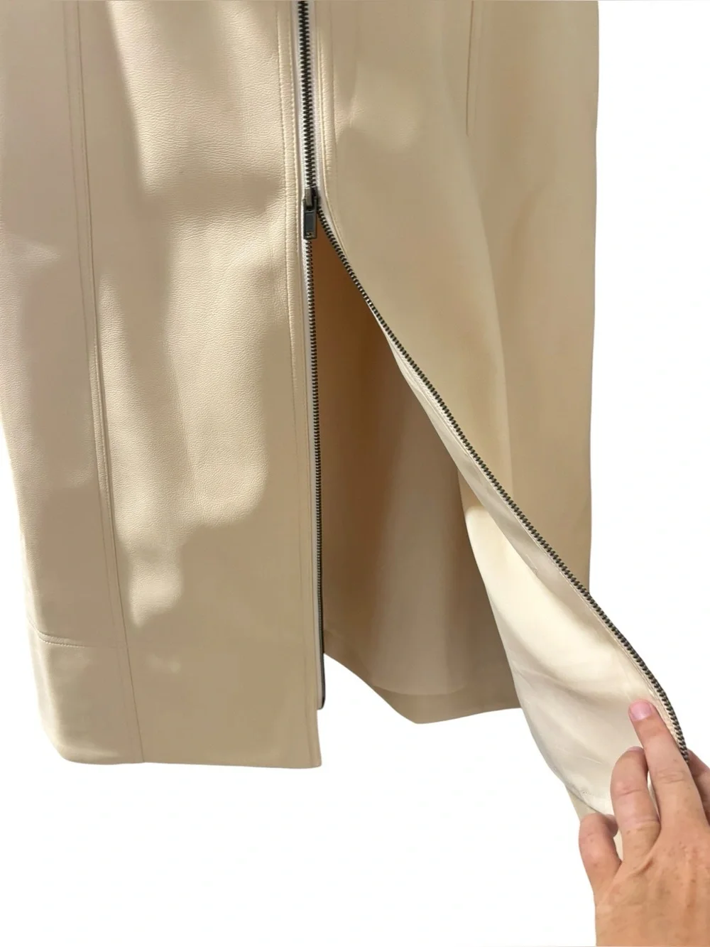 Marie Oliver Cream Tie-Waist Faux Leather Midi Skirt with Front Zip Size‎ 4